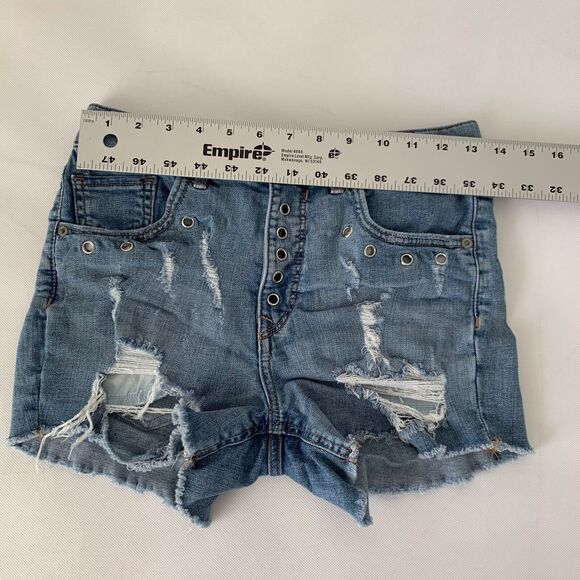 Express Denim Jean Shorts Womens 2 Shortie Vintage High Rise Distressed Metal - Picture 10 of 12